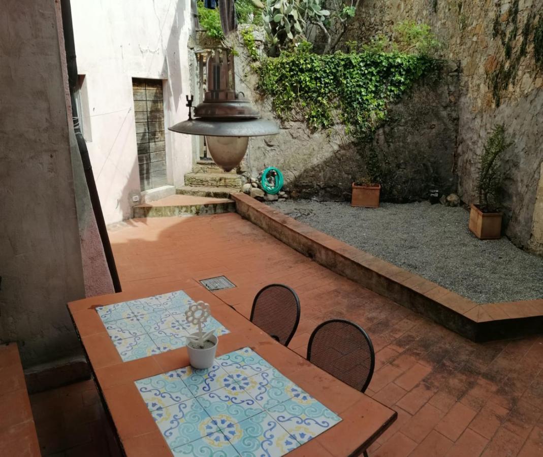 La Casina Di Alice Apartment Marciana Marina  Exterior photo